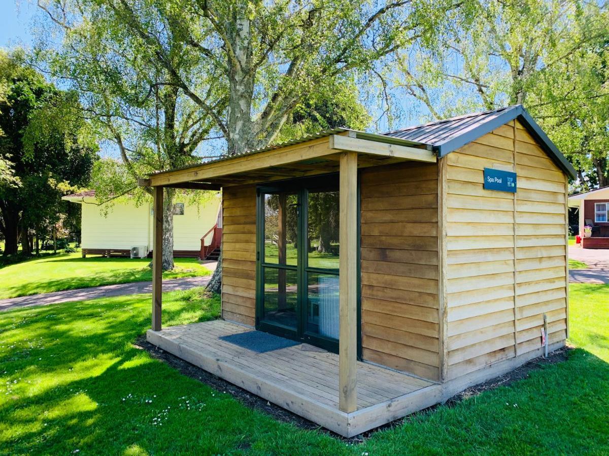 Whanganui River Top 10 Holiday Park Exterior photo