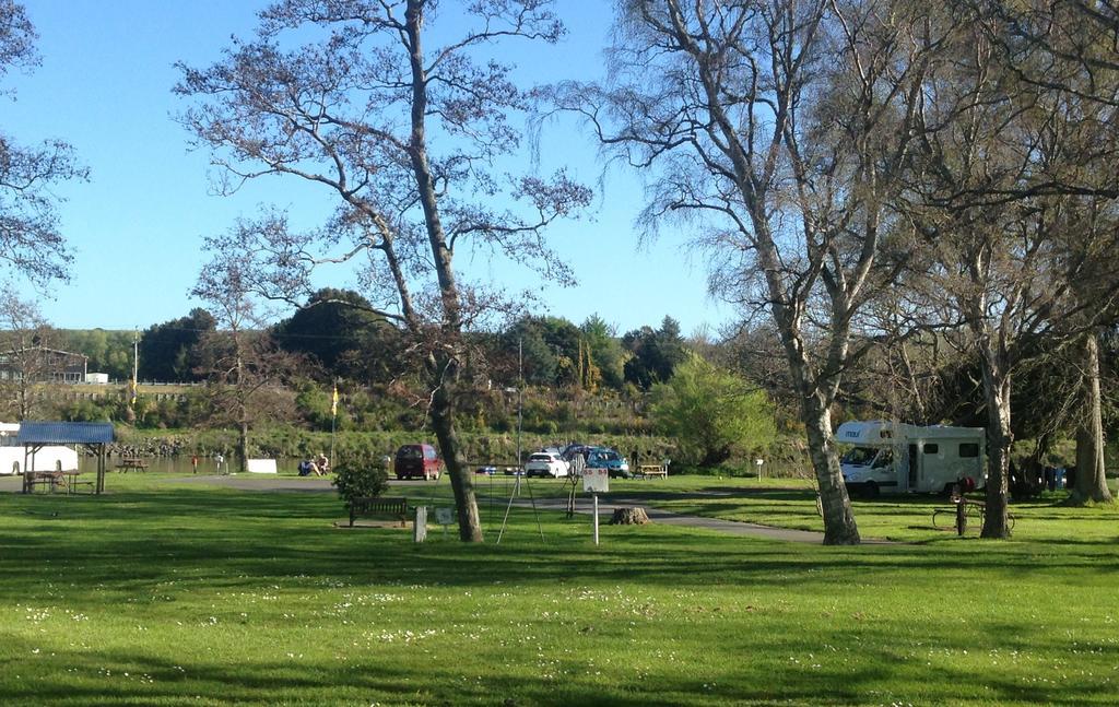 Whanganui River Top 10 Holiday Park Exterior photo