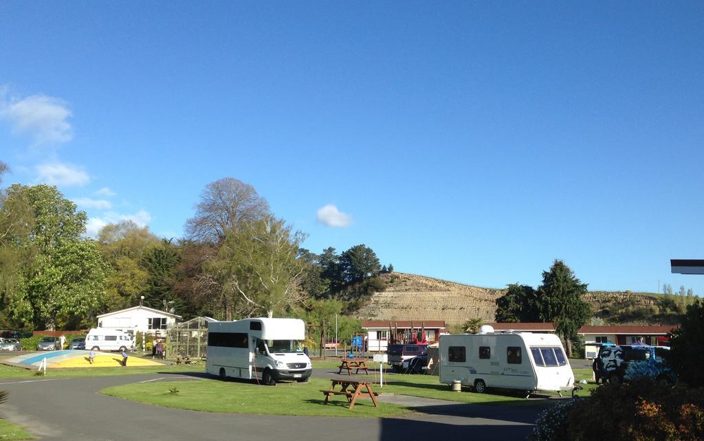 Whanganui River Top 10 Holiday Park Exterior photo