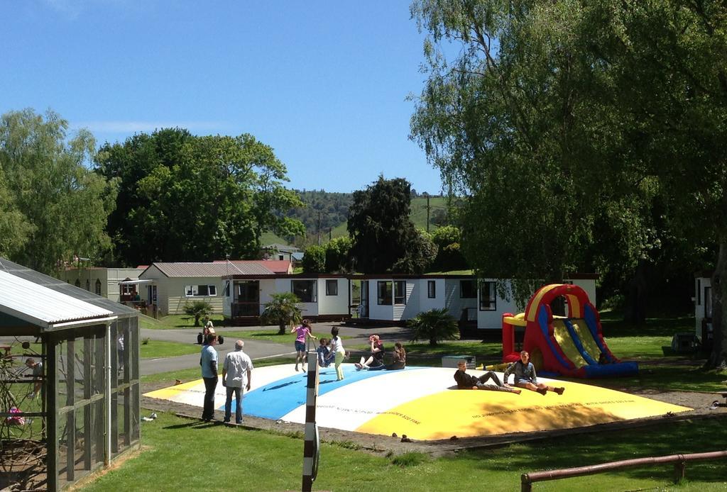 Whanganui River Top 10 Holiday Park Exterior photo