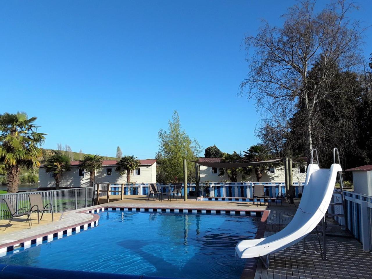 Whanganui River Top 10 Holiday Park Exterior photo