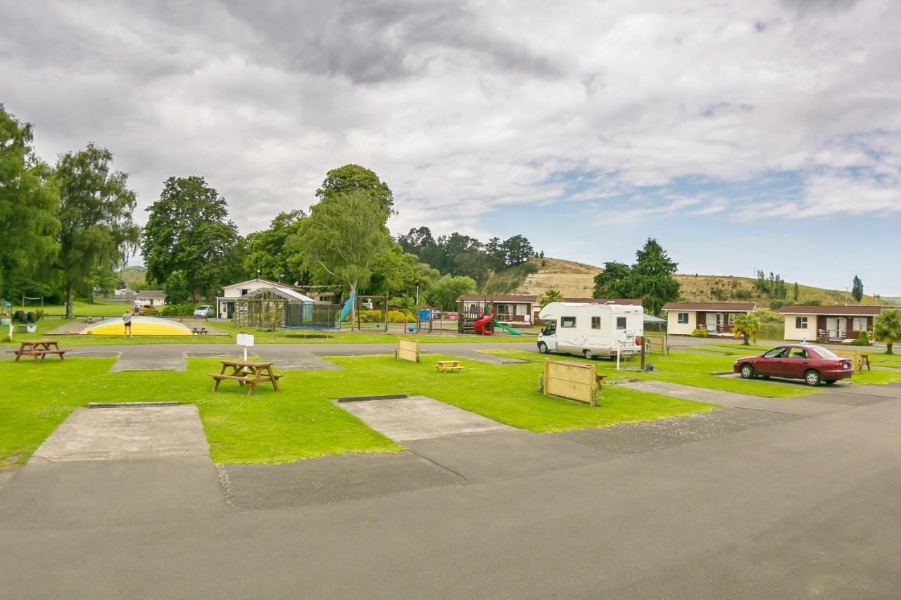 Whanganui River Top 10 Holiday Park Exterior photo
